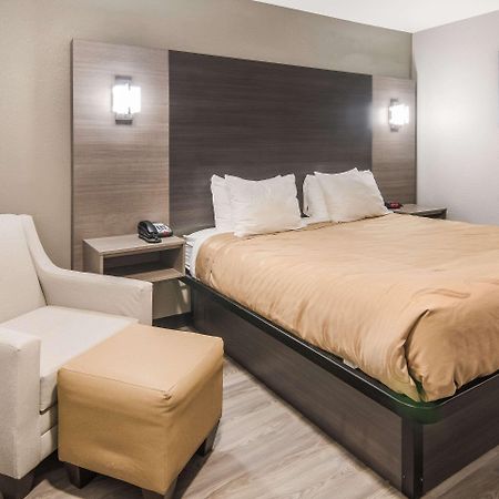 Quality Inn & Suites Форт-Ворт Екстер'єр фото