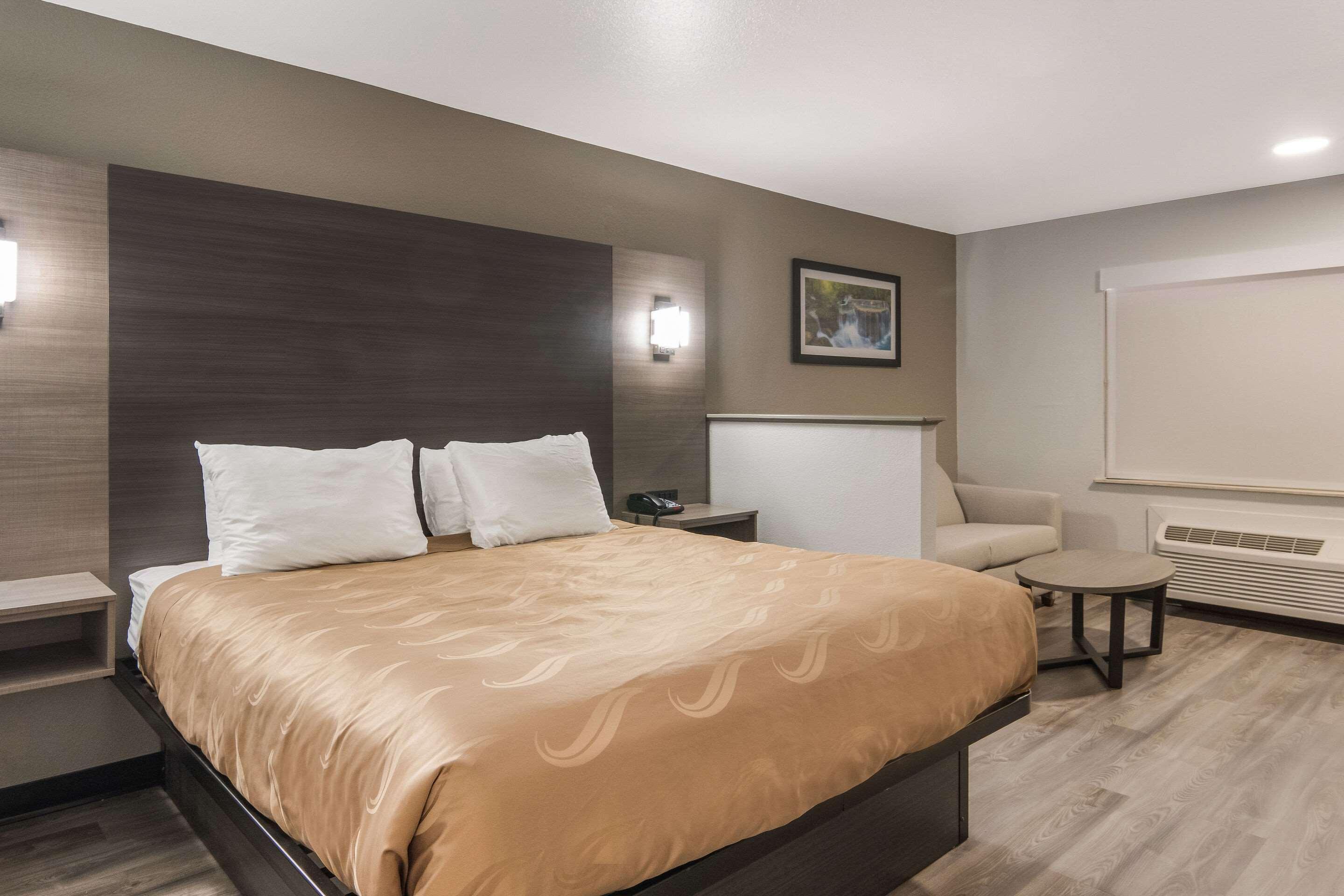 Quality Inn & Suites Форт-Ворт Екстер'єр фото