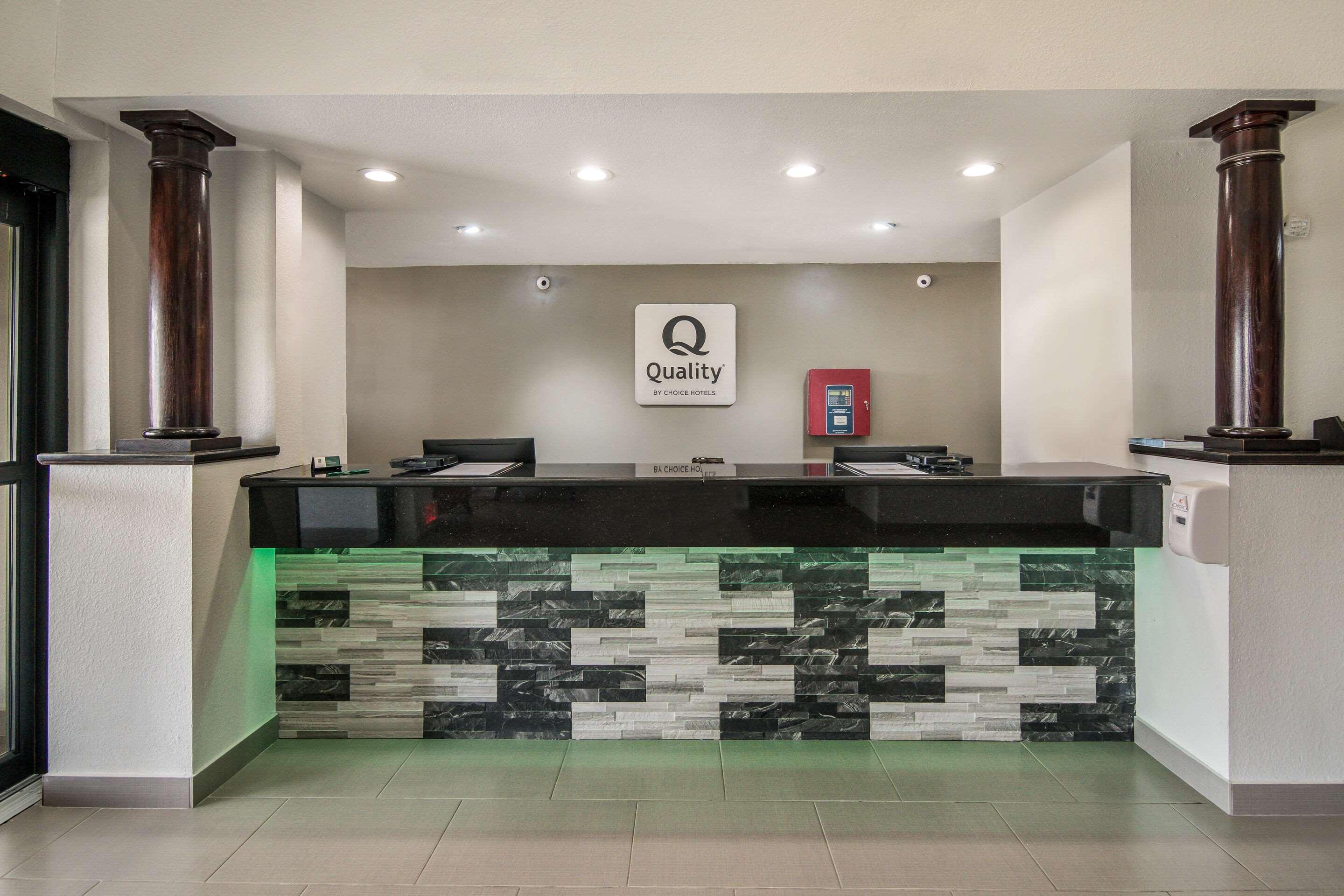 Quality Inn & Suites Форт-Ворт Екстер'єр фото