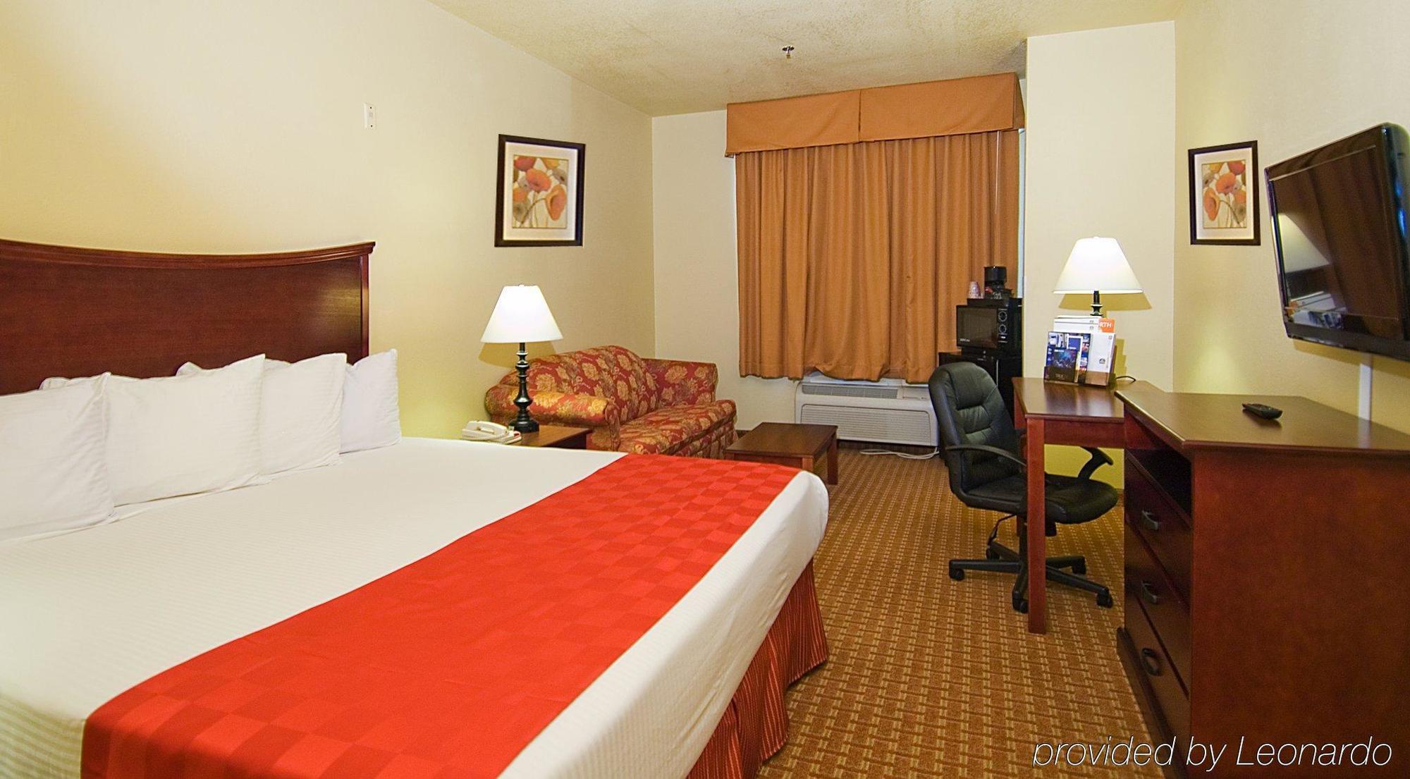 Quality Inn & Suites Форт-Ворт Екстер'єр фото