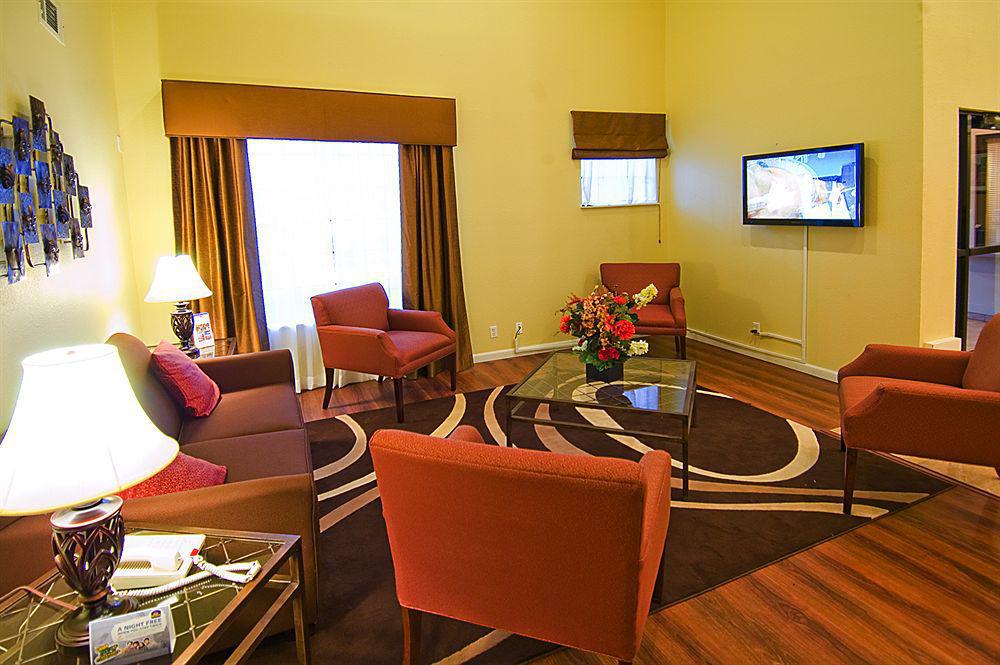 Quality Inn & Suites Форт-Ворт Екстер'єр фото